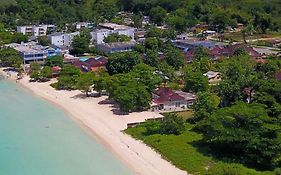Coral Seas Beach Resort Negril Jamaica
